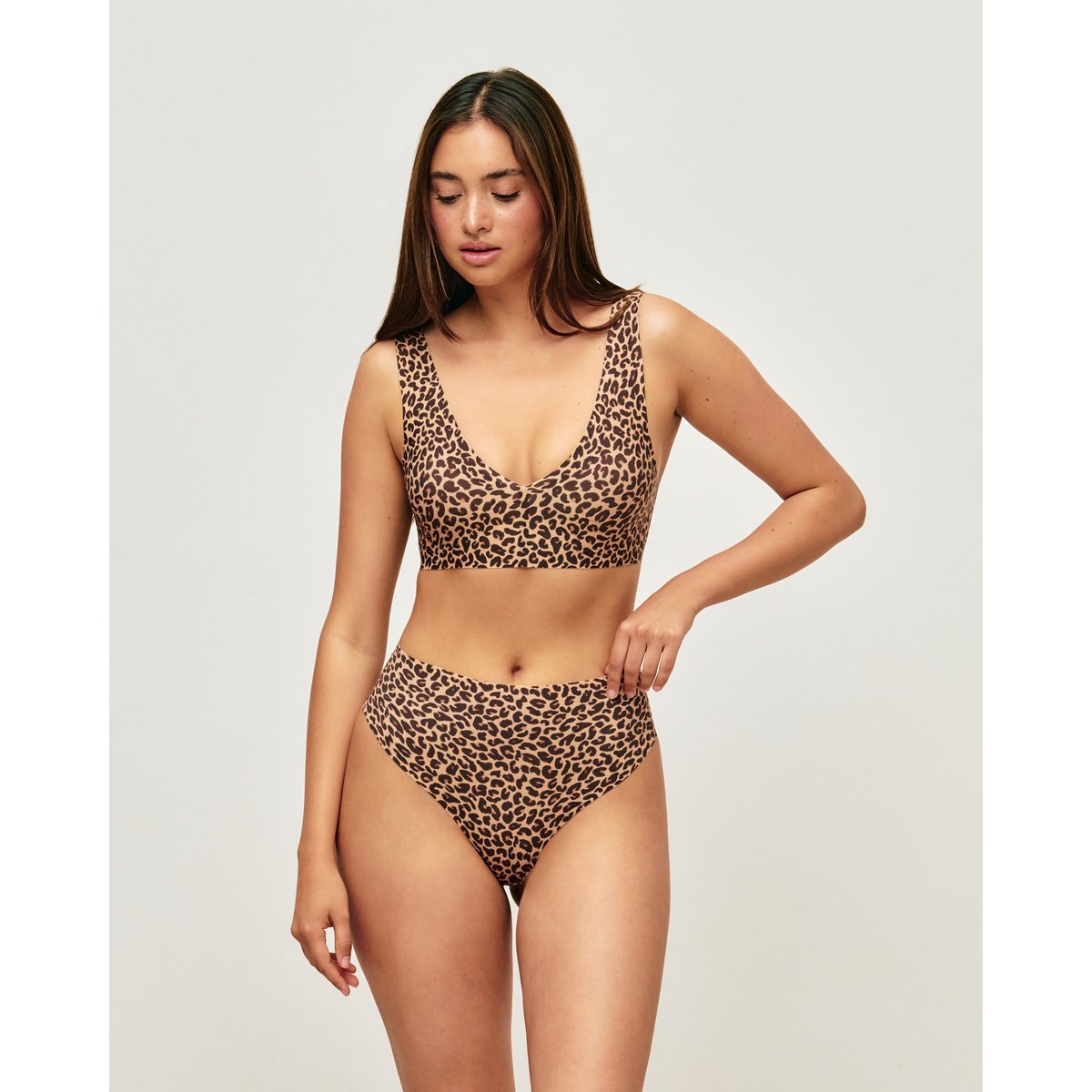 String taille haute microfibre sans coutures motif léopard INVISIBLIZ PRI marron, UNDIZ