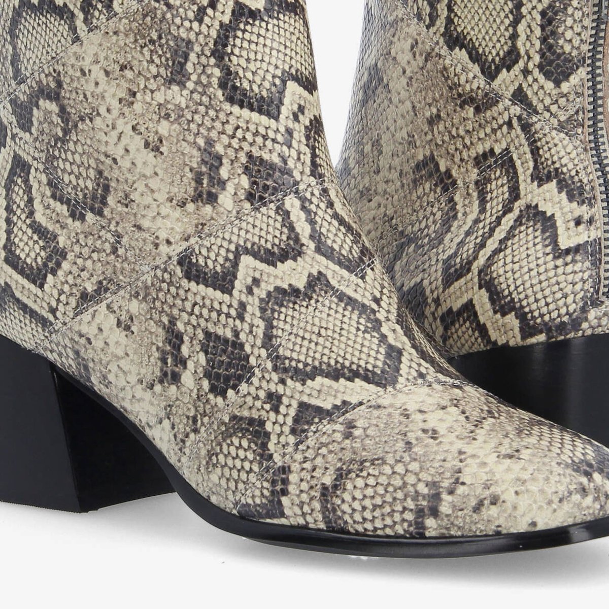 Skara Patch Boots - Beige beige, SCHMOOVE