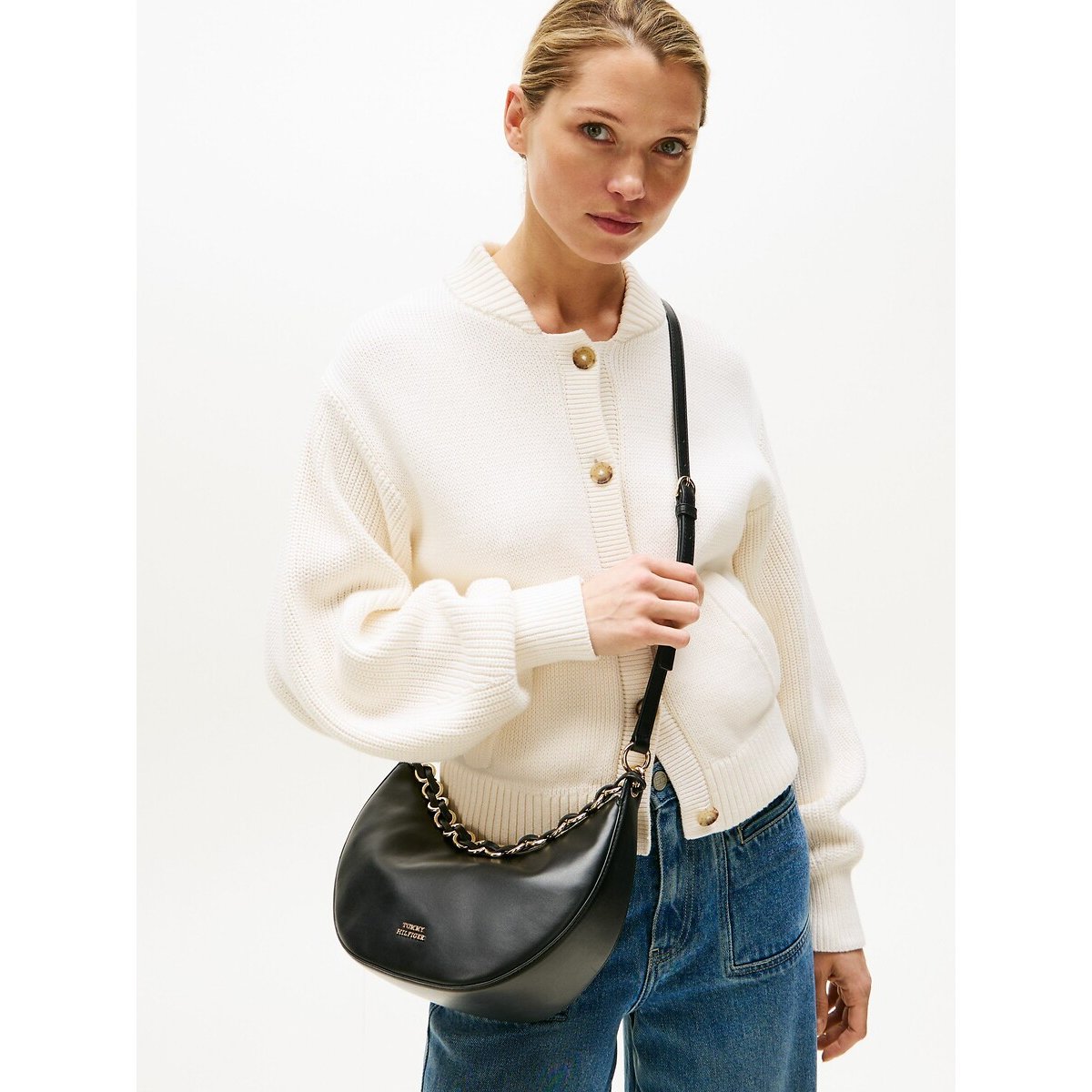 Half-Moon Shoulder Bag in Leather 90006527, TOMMY HILFIGER