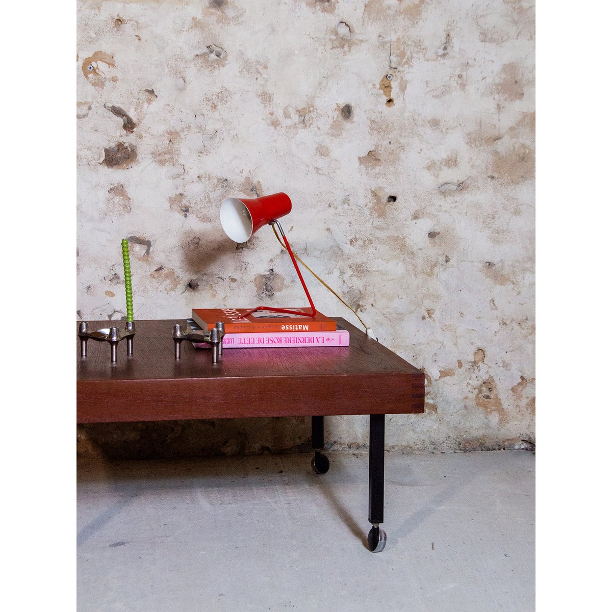 Table basse en teck Donna N°232 - Bon état bois, DEBONGOUT