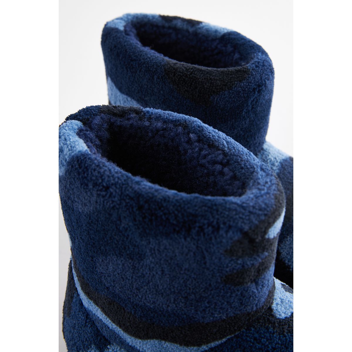 Chaussons doublés camouflage bleu, NEXT