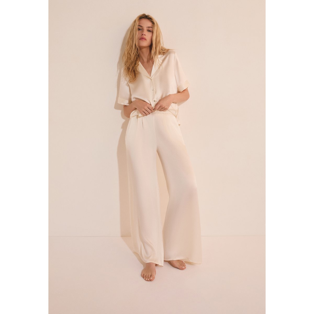 Pantalon de pyjama large en soie PEARLY perle, ETAM