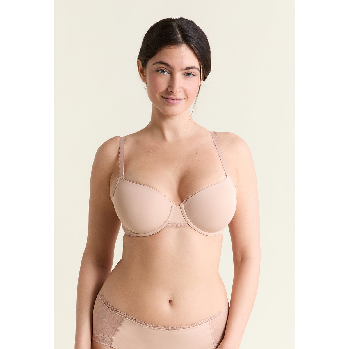 Soutien-gorge N.4 - Le coques fines en microfibre avec détails en dentelle PURE DREAM beige, ETAM