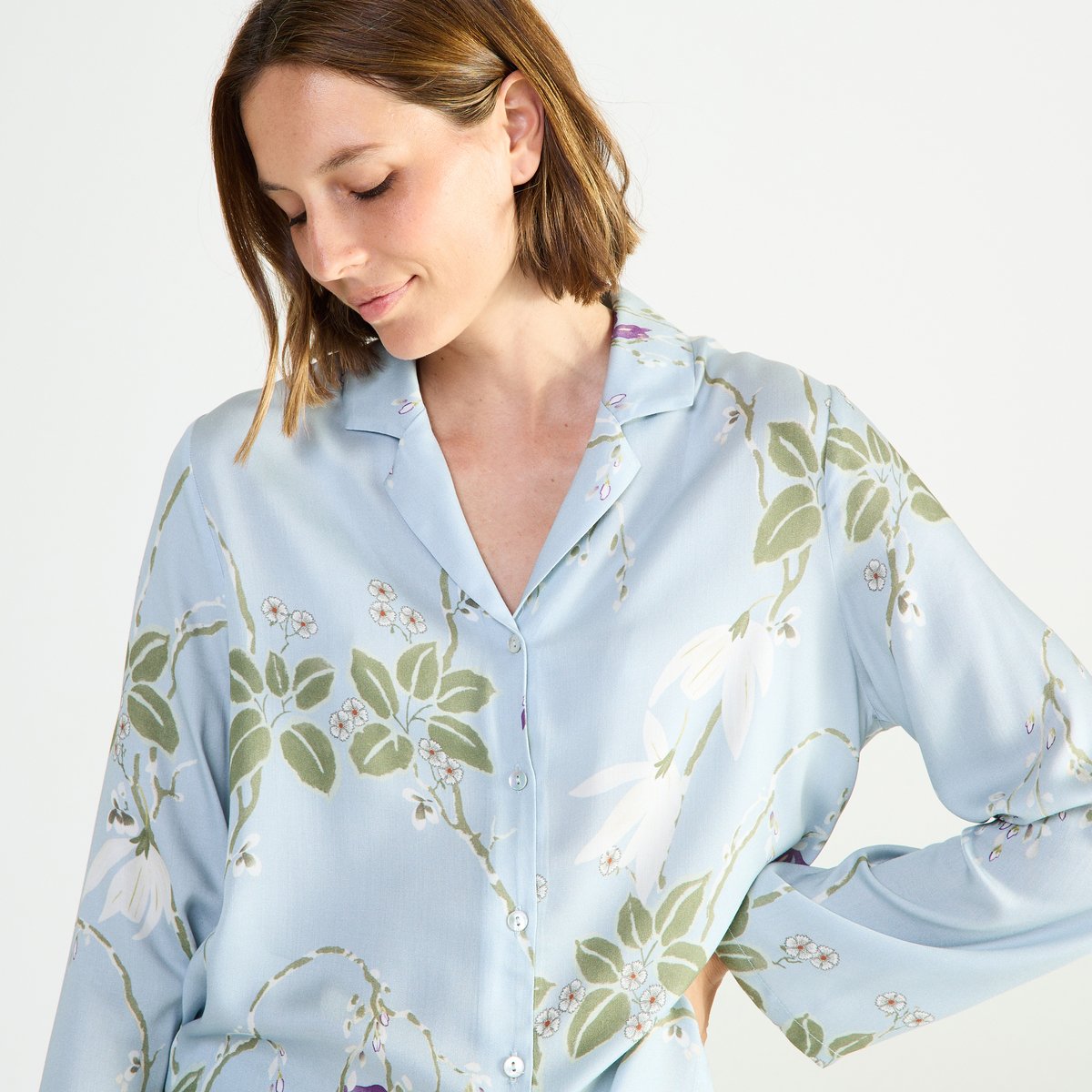 Pyjama col tailleur en satin RAMEAU givre, LAURENCE TAVERNIER