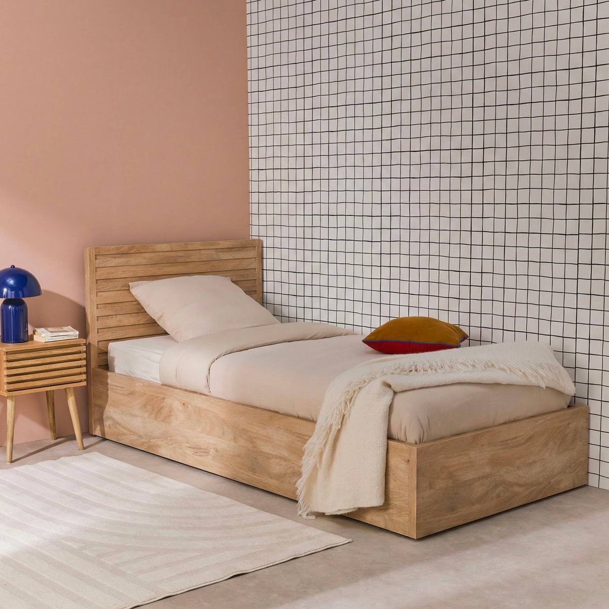 Lit coffre sommier à lattes et tête de lit 90x190cm décor bois MADERE noyer, SWEEEK
