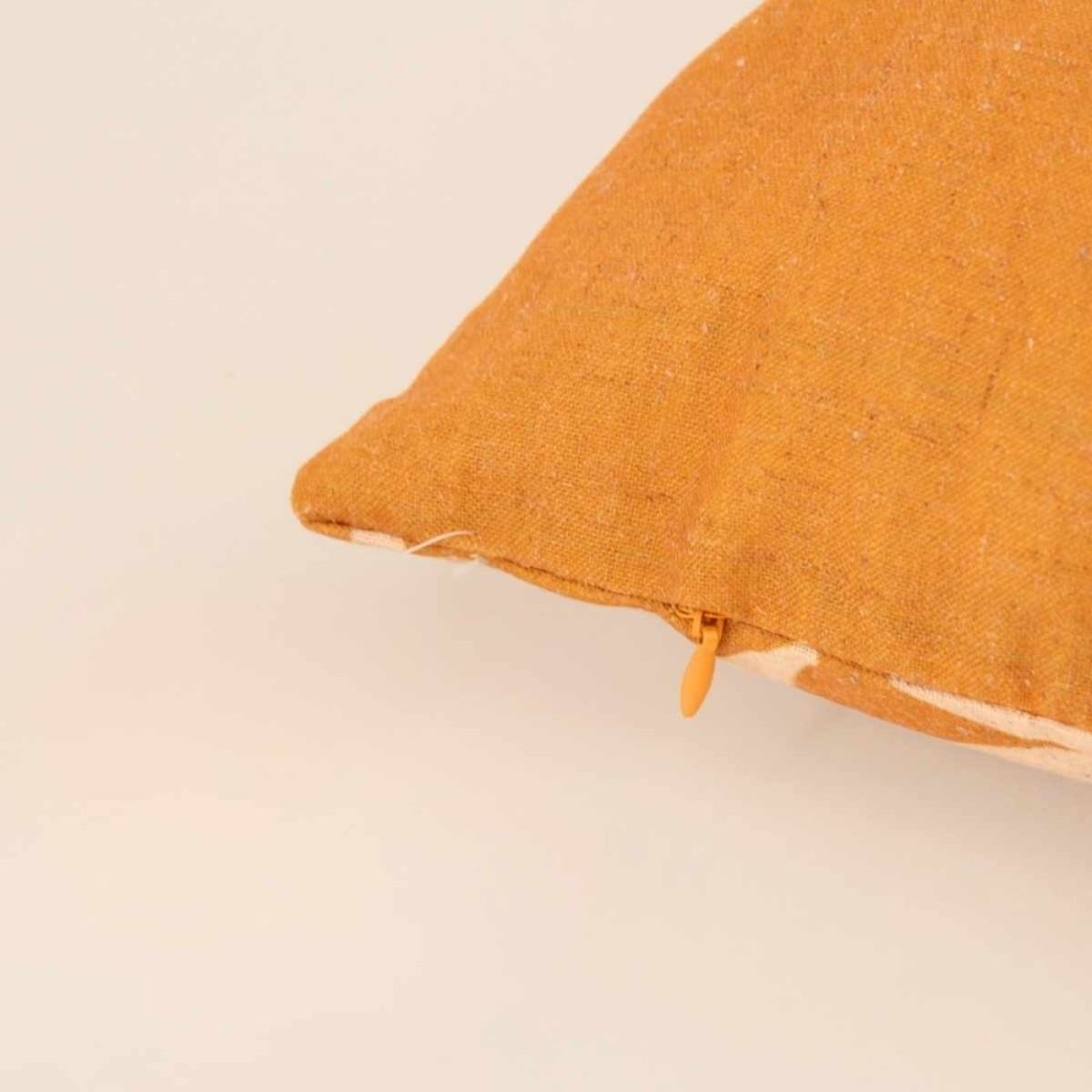 Coussin imprimé feuillage 30x70cm jaune, ORNAMI