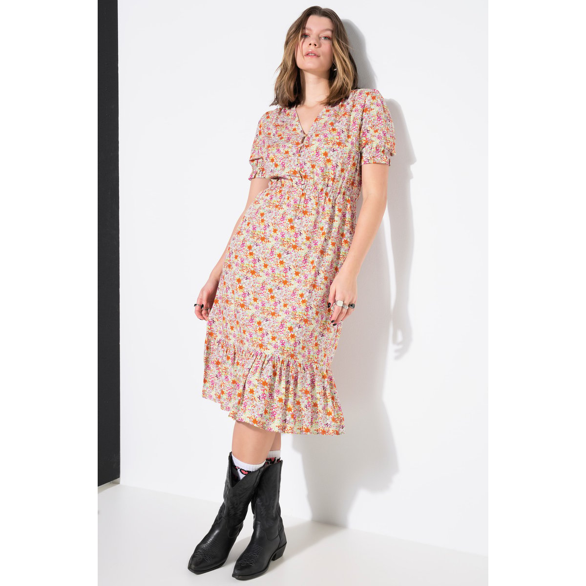 Robe midi à volants blanc cassé, STUDIO UNTOLD