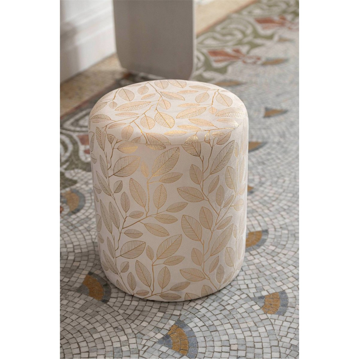 Pouf rond à motif feuilles écru et doré, RECOLLECTION