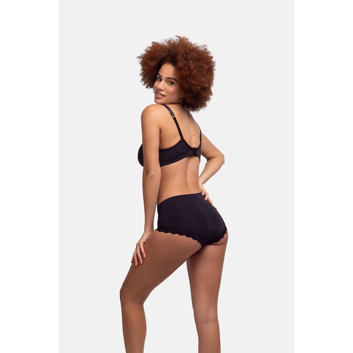 Soutien-gorge emboîtant CÉLINE noir, DORINA