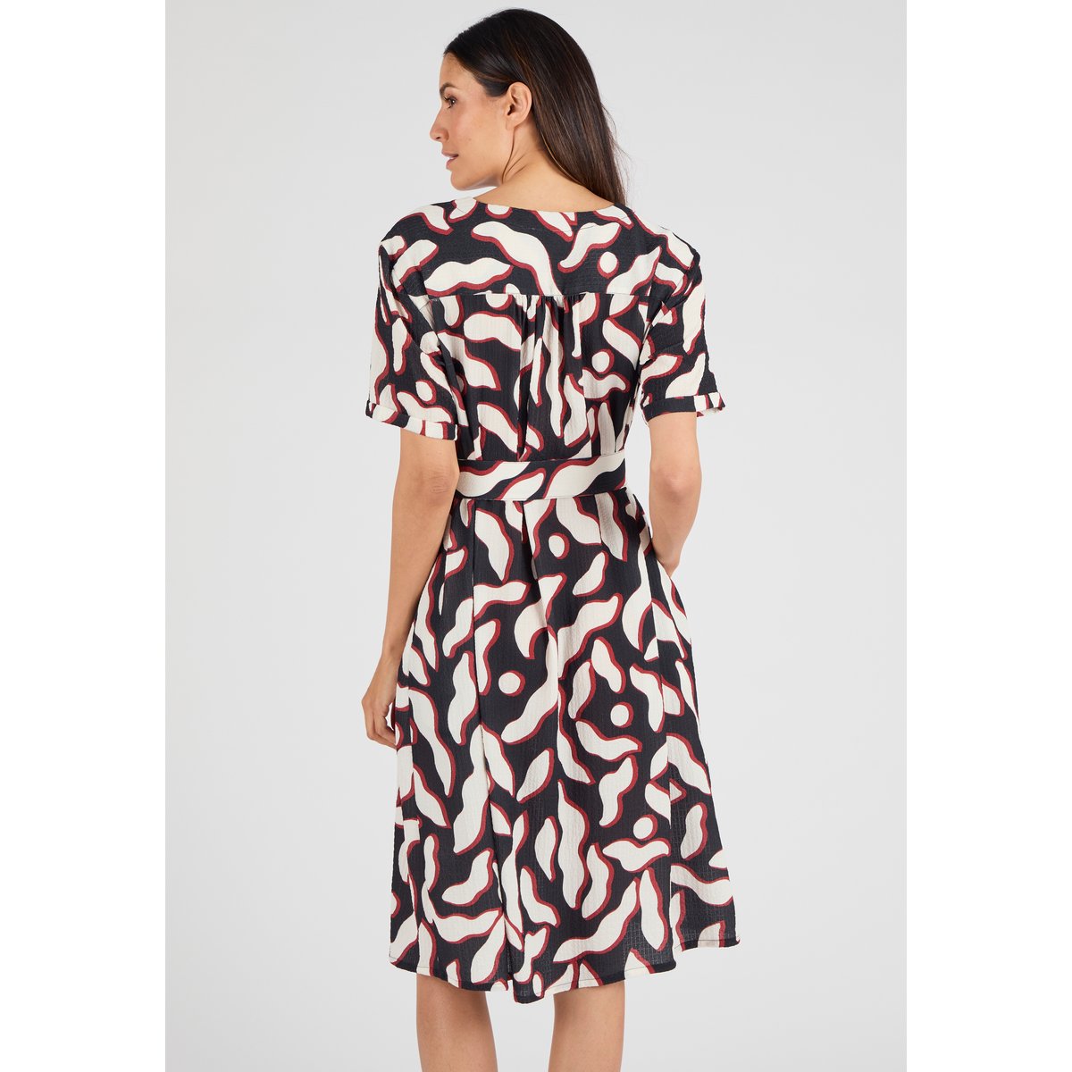 Robe fluide crépon noir graphique, DAMART
