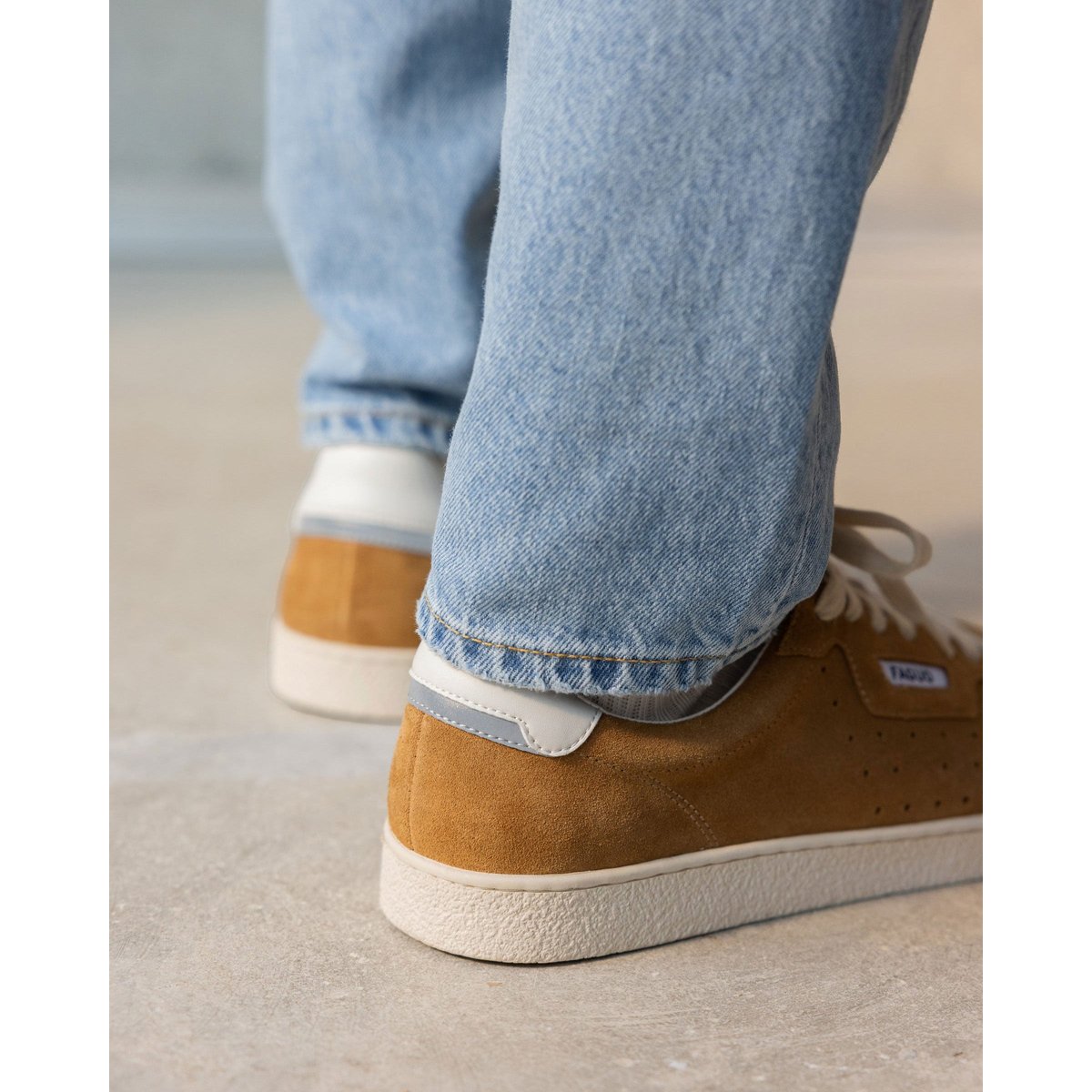 Baskets basses suede LUMBO beige clair, FAGUO