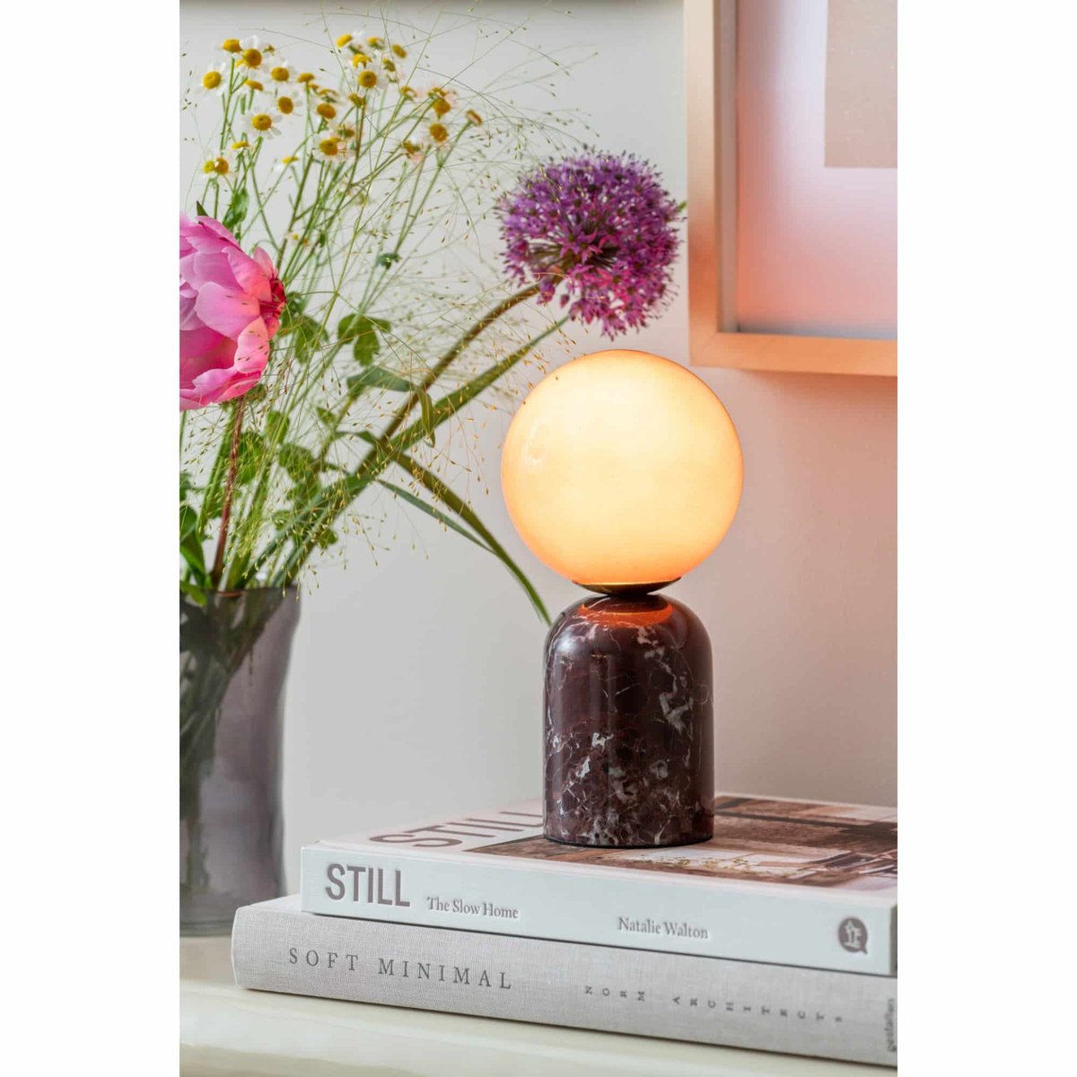 Lampe De Table Marbre LAZIO SPHERE rouge bordeaux, LEITMOTIV