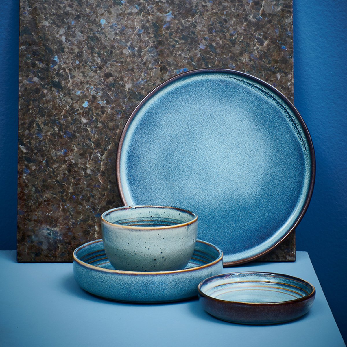Lot de 4 assiettes DUNA bleu, ONA
