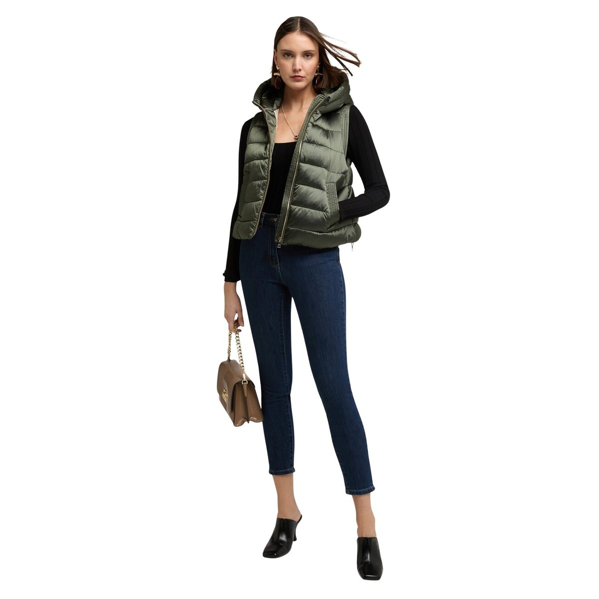 Jean skinny push-up Gisele bleu, MOTIVI
