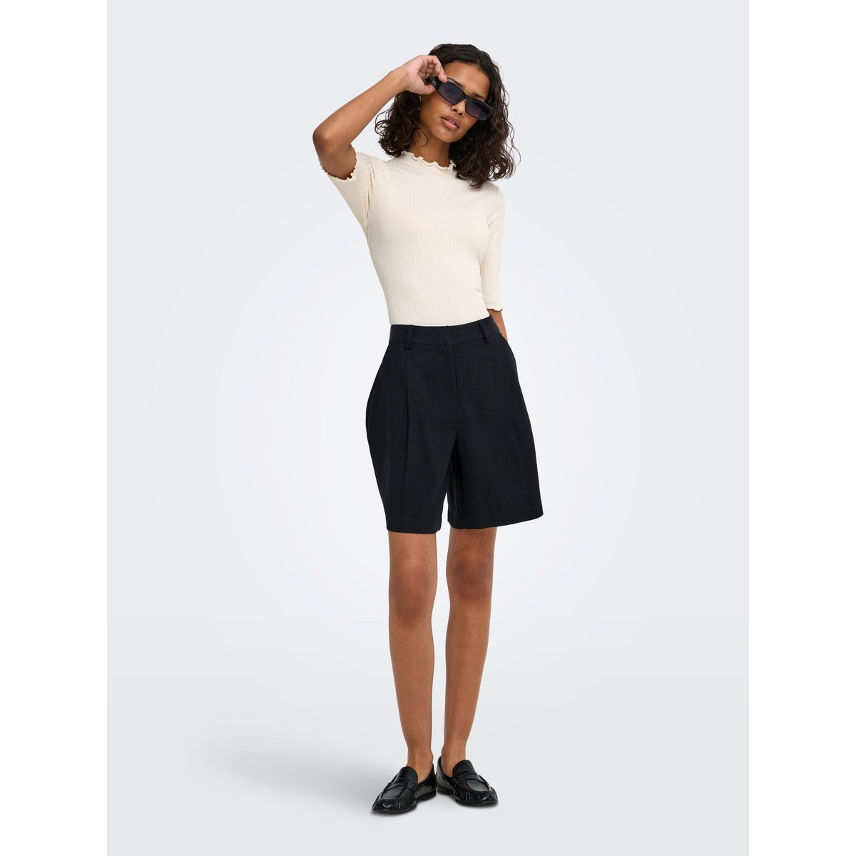 Short De Ville black 1, JDY