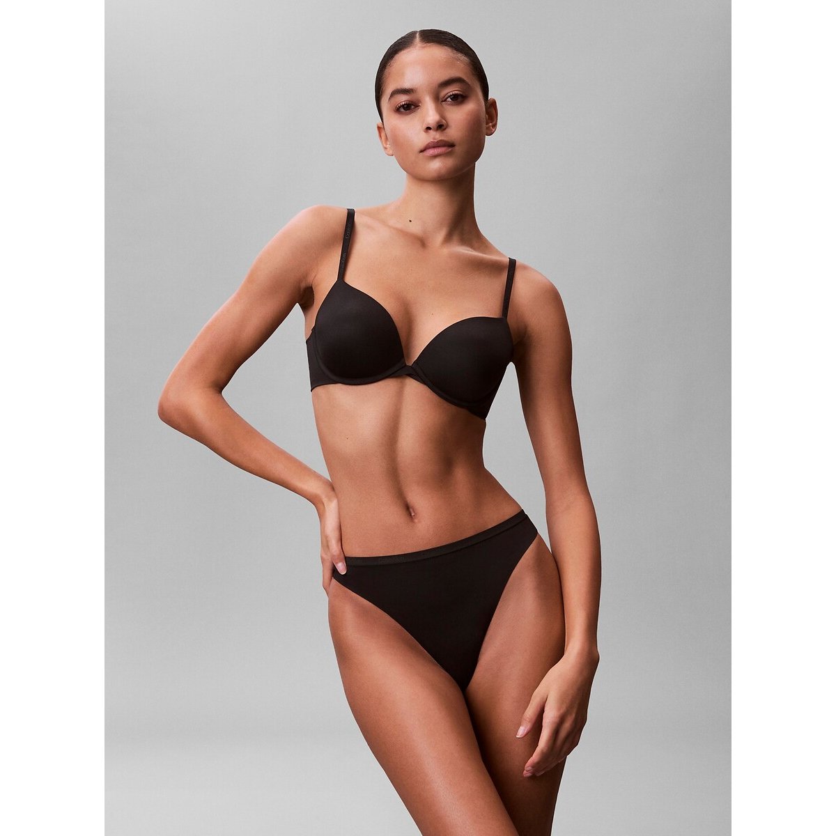 String Perfectly Fit noir, CALVIN KLEIN UNDERWEAR