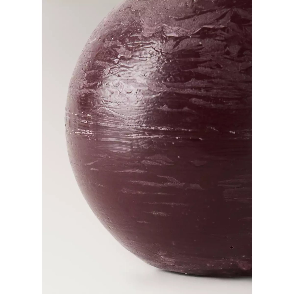Bougie ronde à texture grenat, MANGO HOME