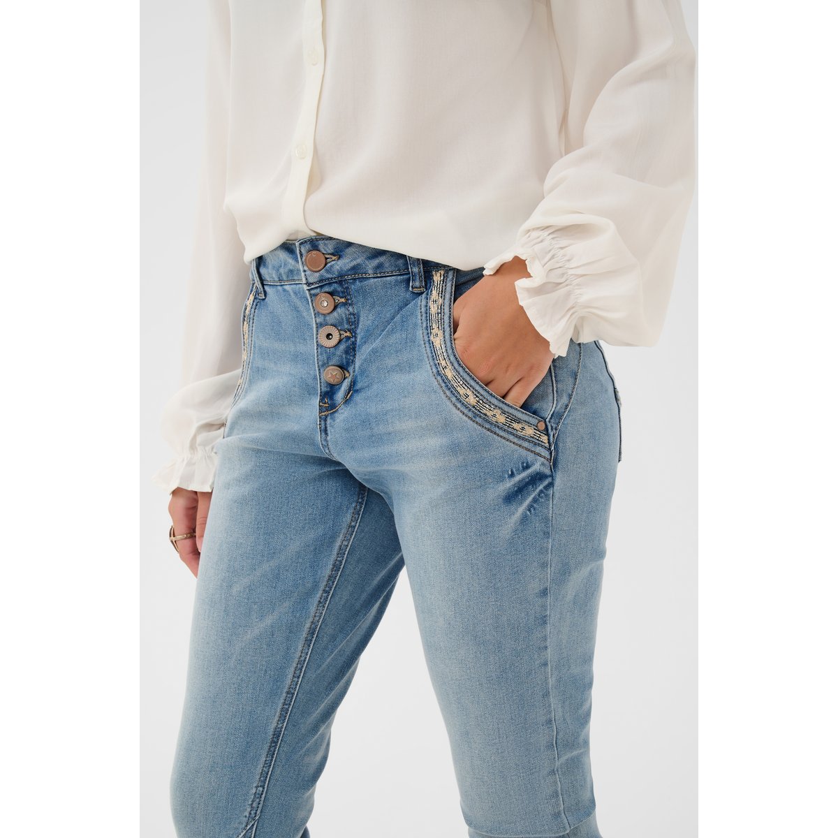 Jeans bleu light blue denim, CREAM