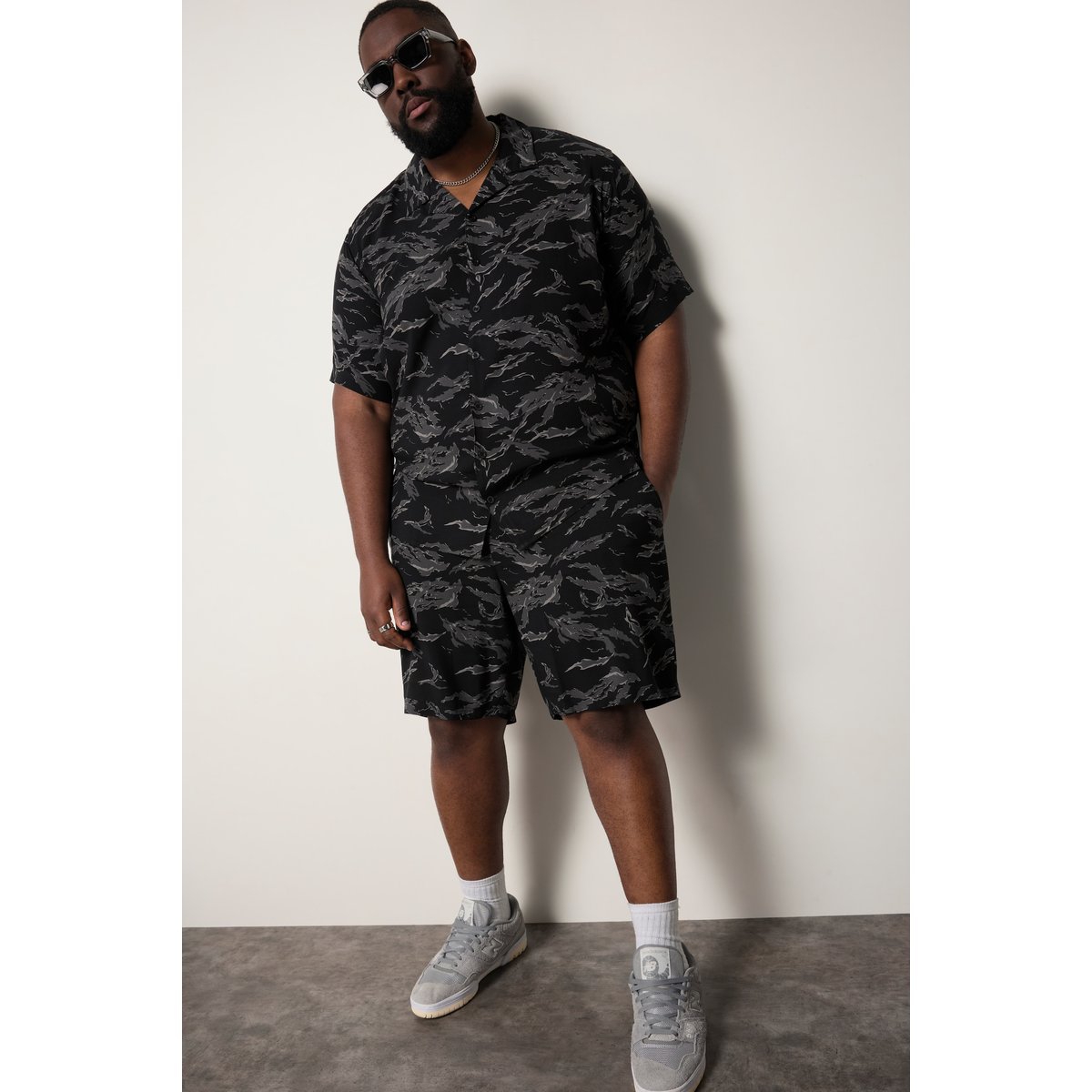 Chemise graphite, STHUGE