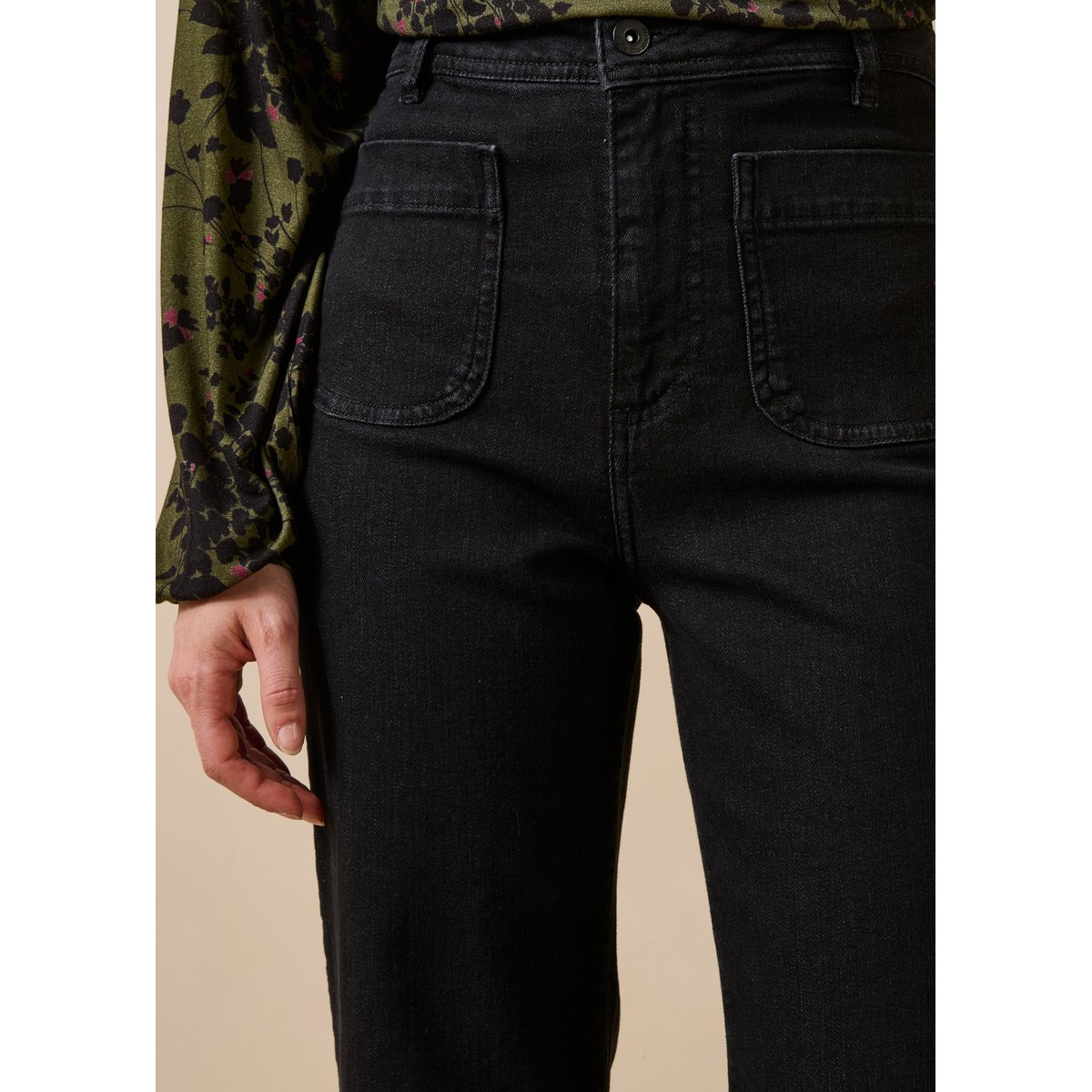 Jean bootcut en coton biologique dark black, LA FEE MARABOUTEE