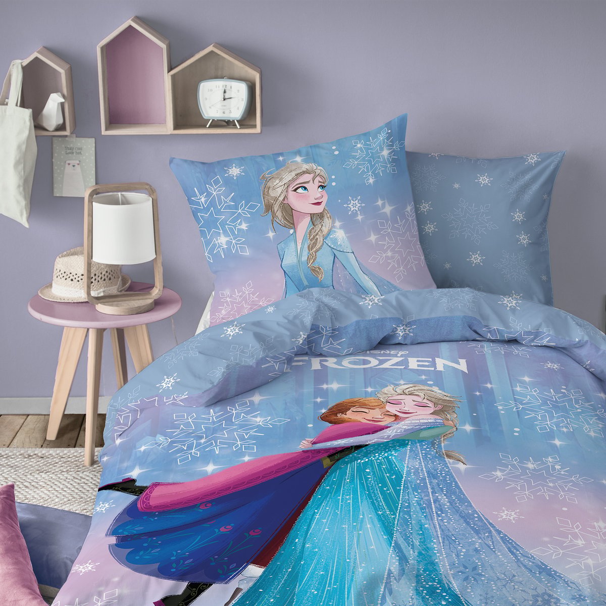 Parure de lit imprimée 100% Coton, FROZEN FROZENIA bleu, DISNEY LA REINE DES NEIGES