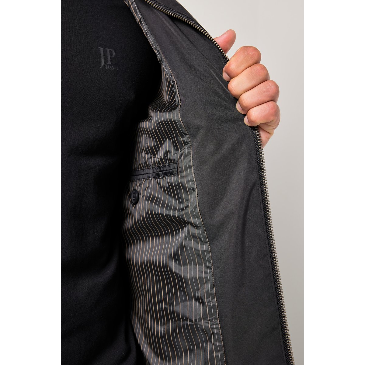 Manteau technique aspect laine noir, JP1880