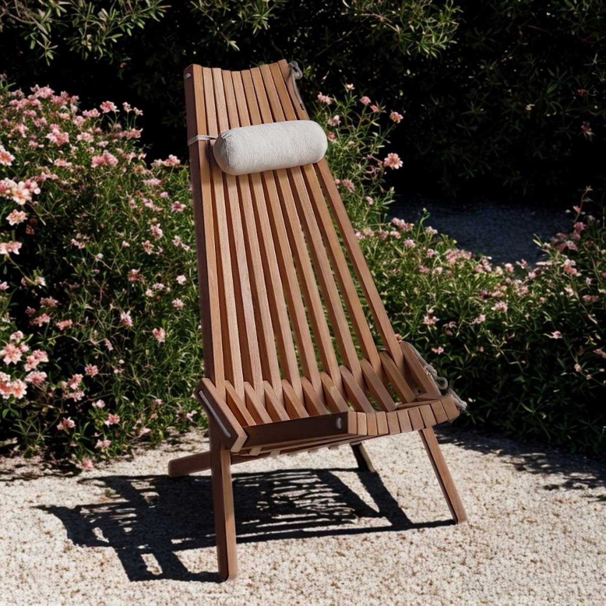 Chaise de jardin en teck avec coussin appuis tête blanc Relax naturel, WANDA COLLECTION