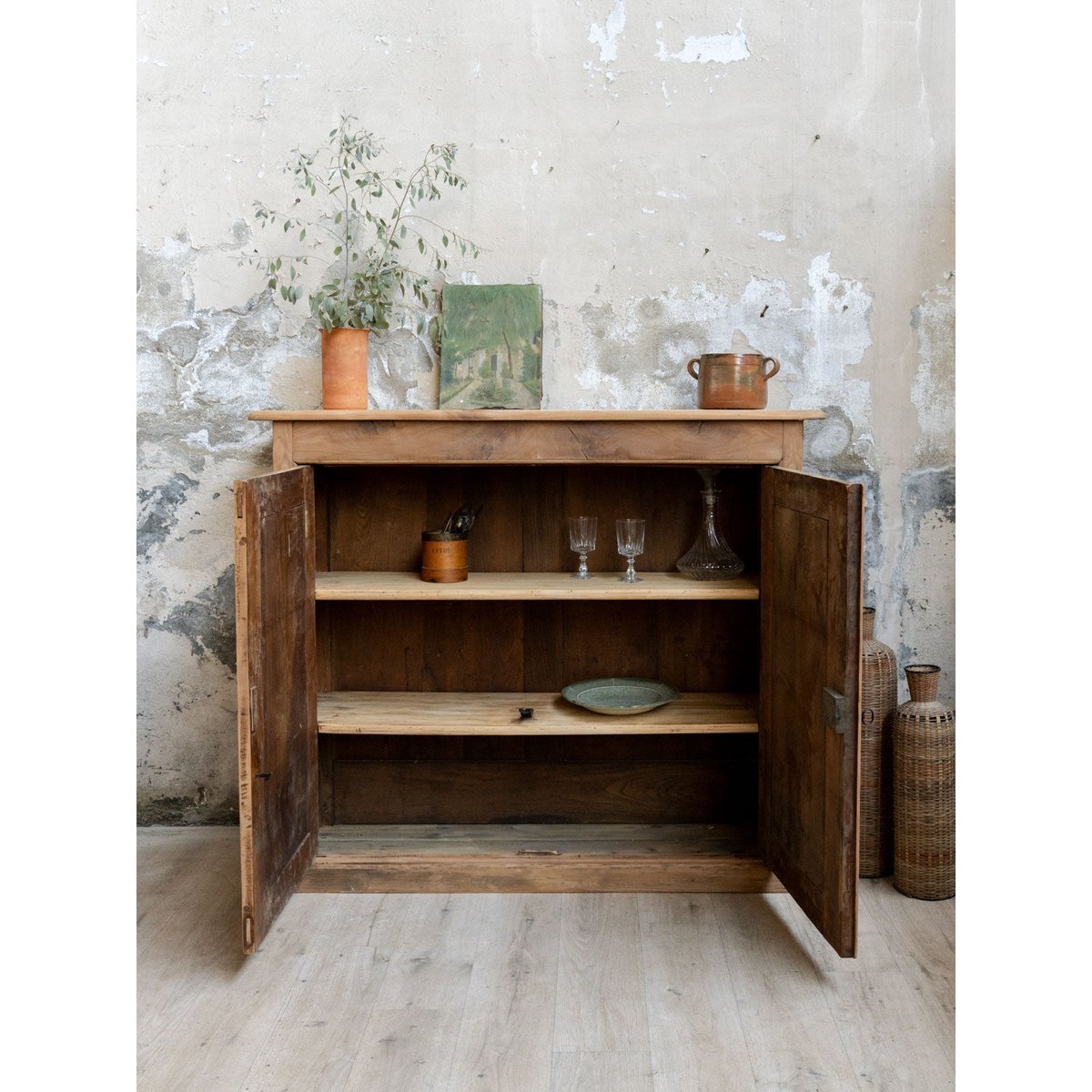 Buffet haut en bois Gilbert N°1915 - Bon état bois clair, DEBONGOUT
