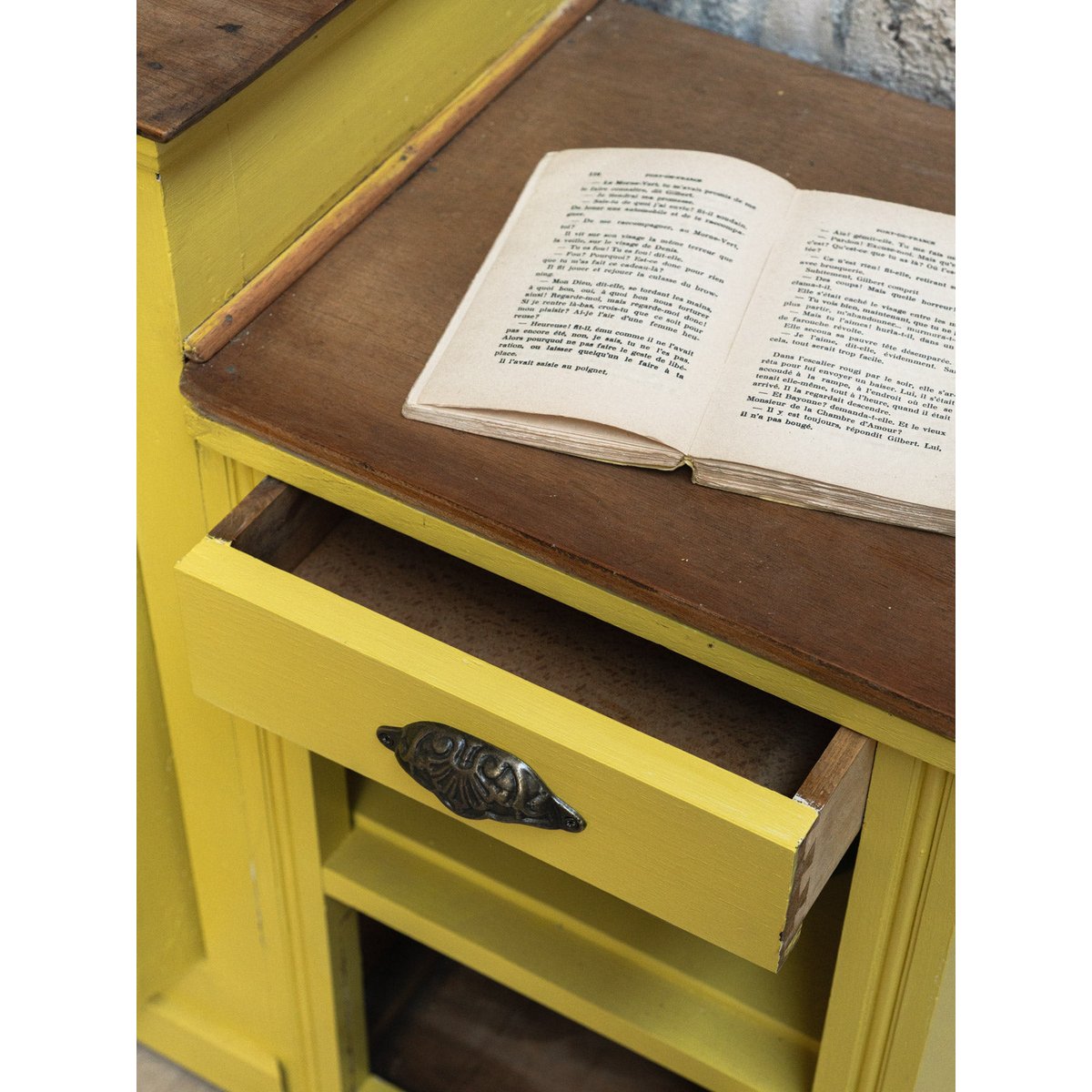 Buffet en bois Gilbert N°1562 - Bon état jaune, DEBONGOUT