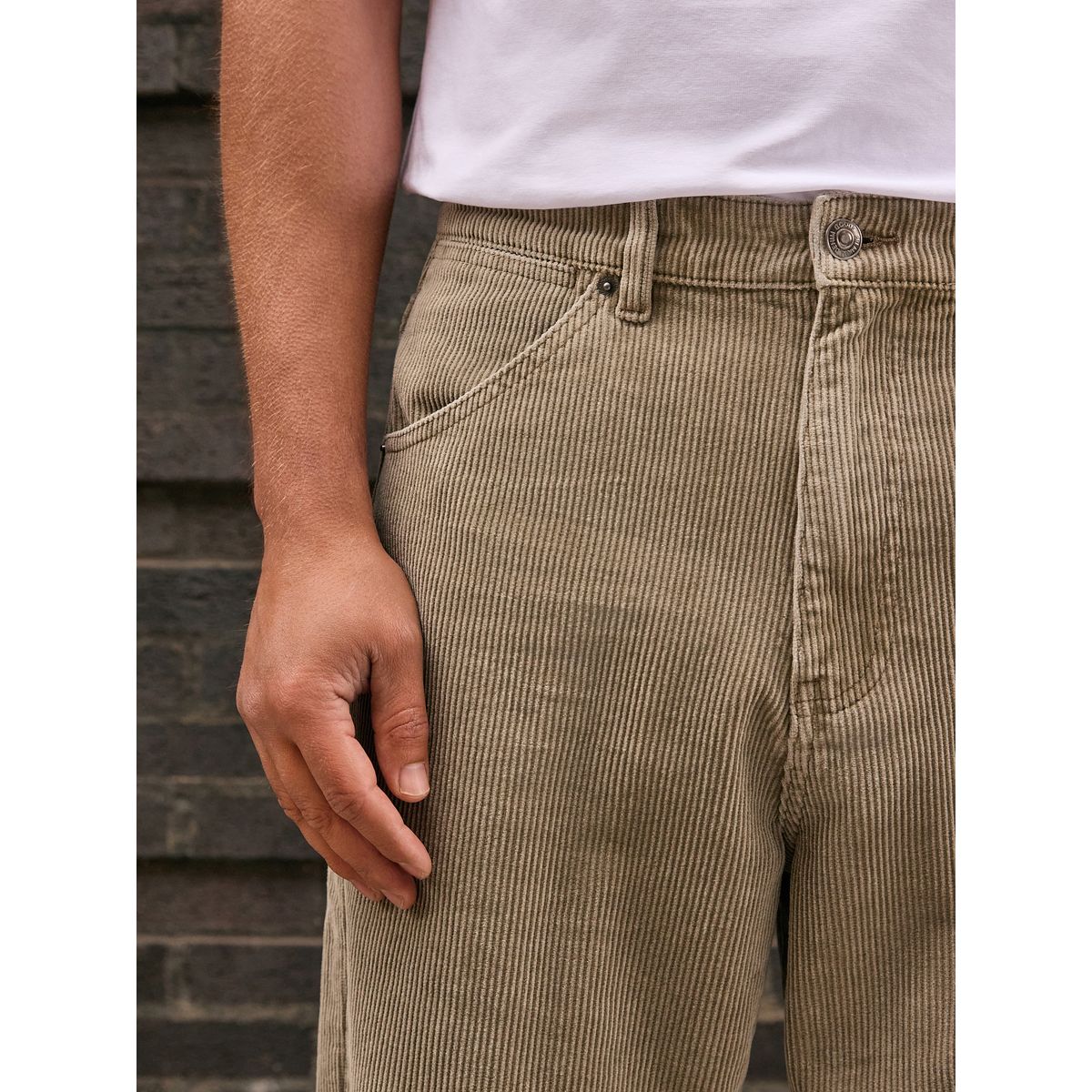 Pantalon à 5 poches en velours côtelé grège, NEXT