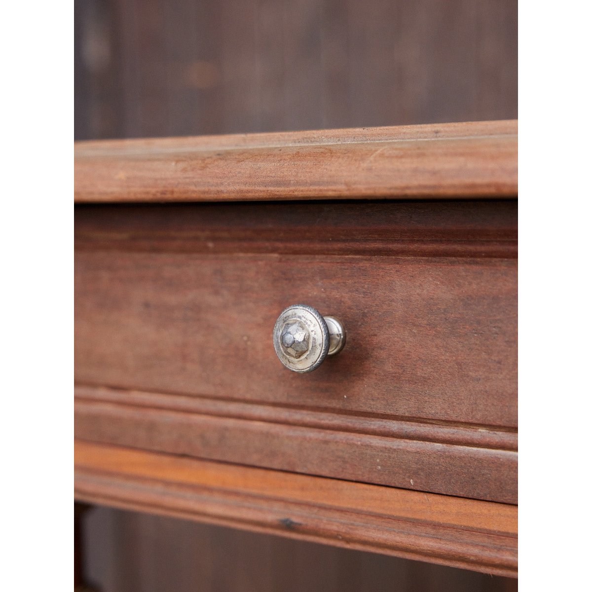 Table en bois patiné Francine N°1692 - Bon état bois clair, DEBONGOUT