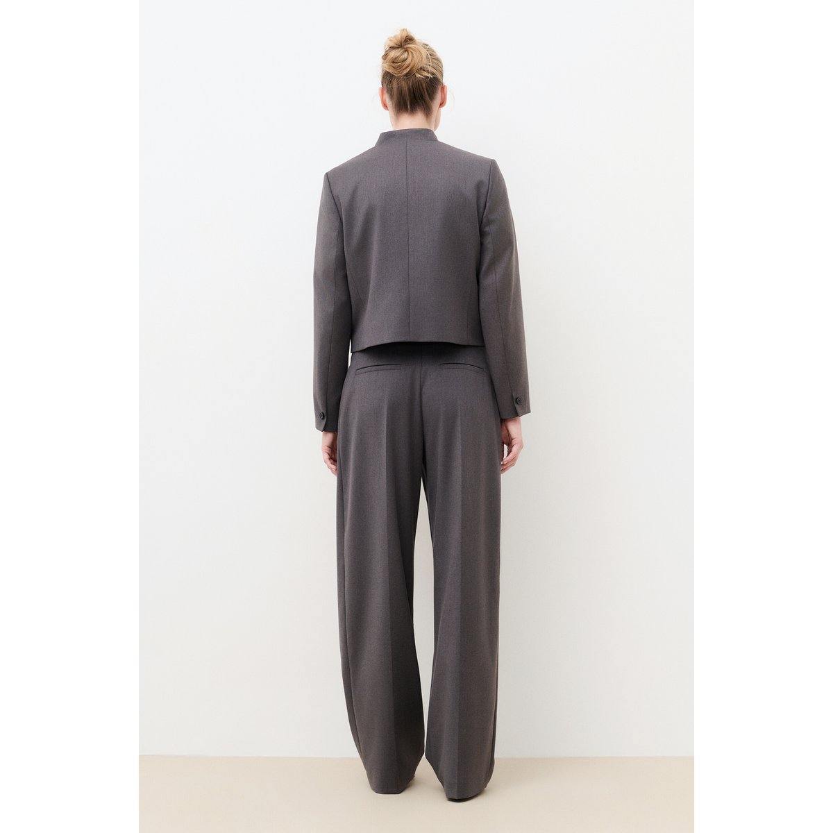 Veste droite col v VLENA gris, CAROLL