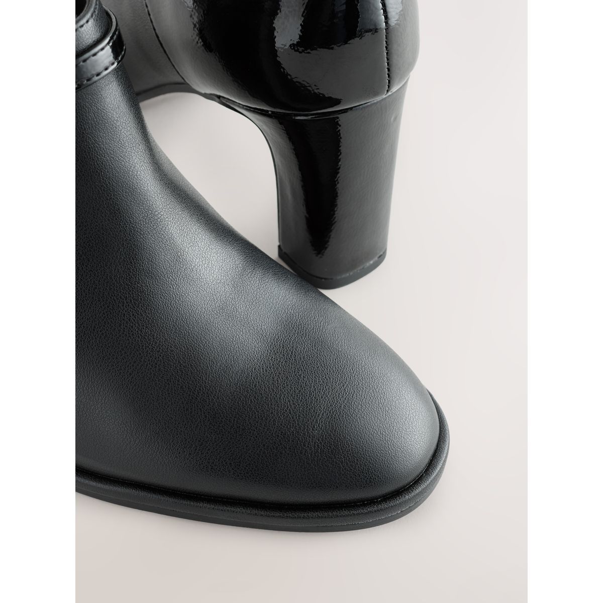 Bottes à boucle avec bout rond et talon carré noir, NEXT