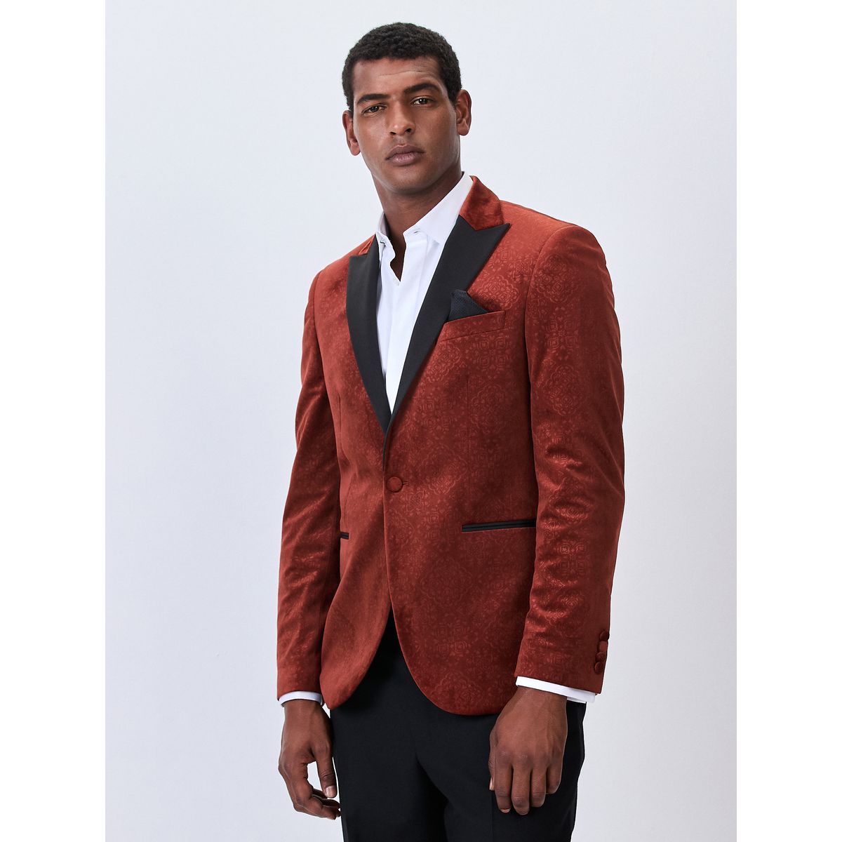 Blazer slim en velours avec médaillon embossé marron rouille, NEXT