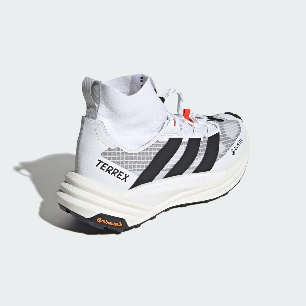 Chaussure De Randonnée Terrex Freehiker 3 Ultra Gore-Tex Chaussure De Randonnée Terrex Freehiker 3 Ultra Gore-Tex cloud white / core black / off white, adidas Performance