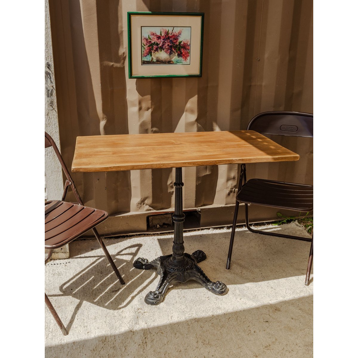 Table à manger bistro en bois et métal noir Denise N°1169 - Bon état bois clair, DEBONGOUT
