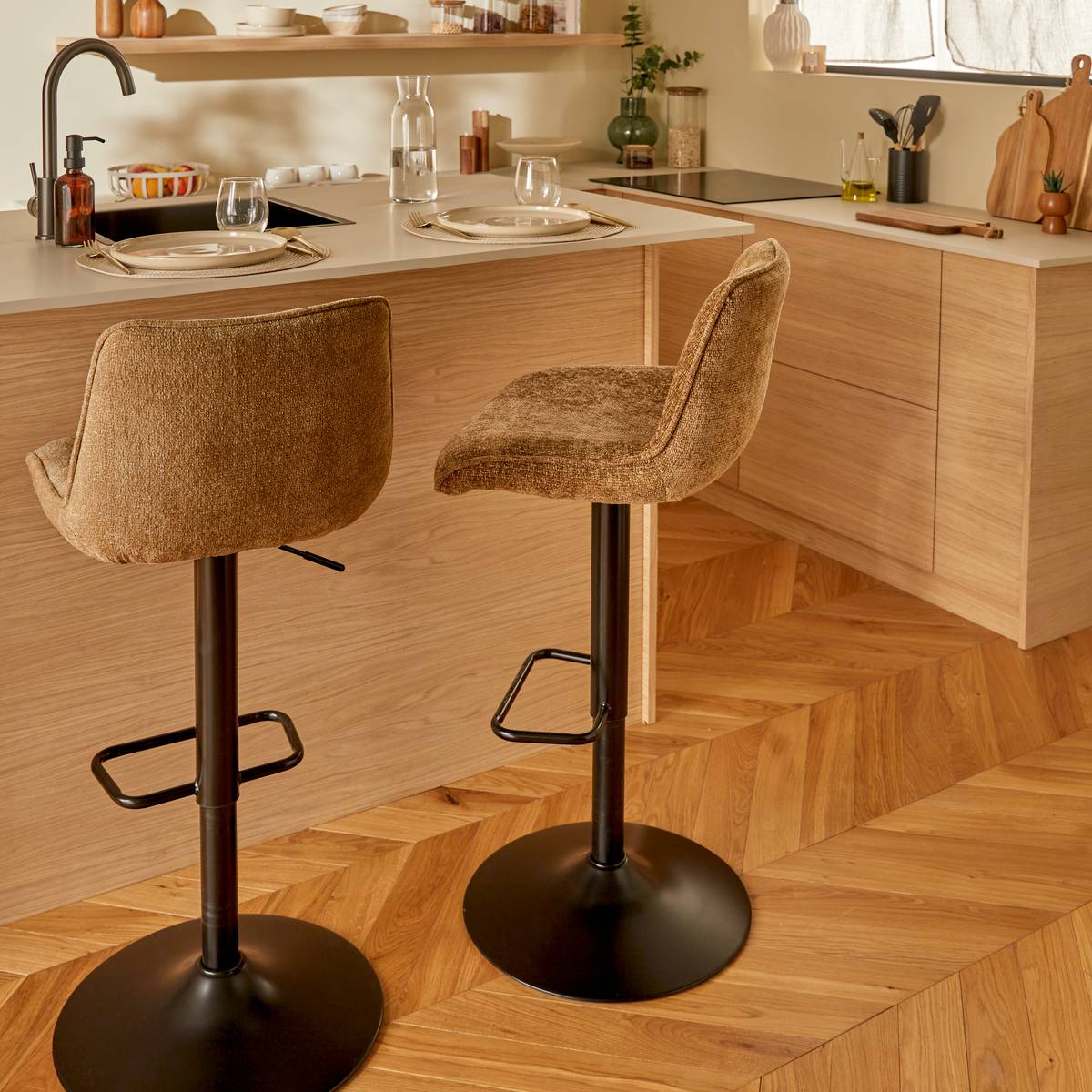 Lot de 2 tabourets de bar pivotants en acier CIREA bronze, ATMOSPHERA