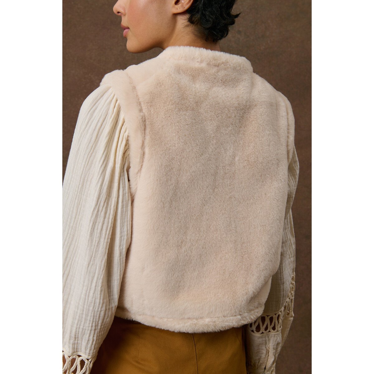 Veste sans manches réversible brodée, RENEE crème, LOUISE MISHA
