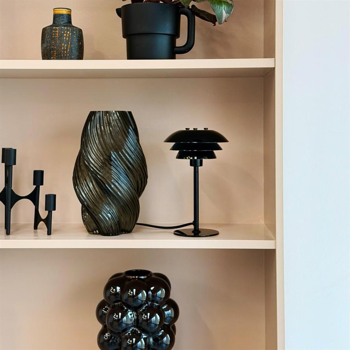 Lampe de table SIXTEEN noir, DYBERG LARSEN