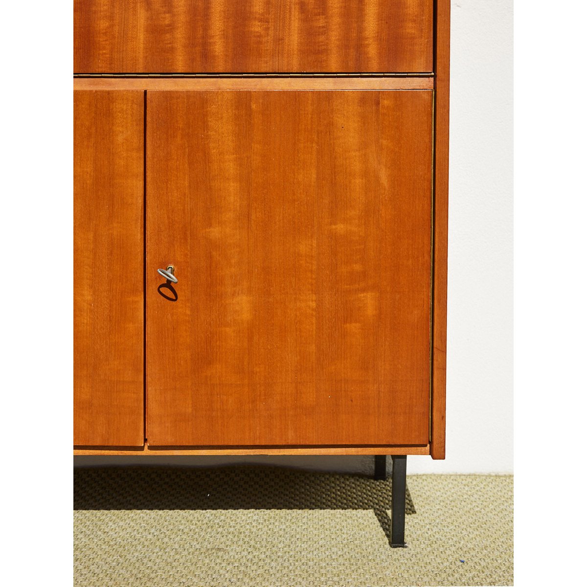 Vitrine vintage en bois Victoria N°1341 - Bon état bois foncé, DEBONGOUT