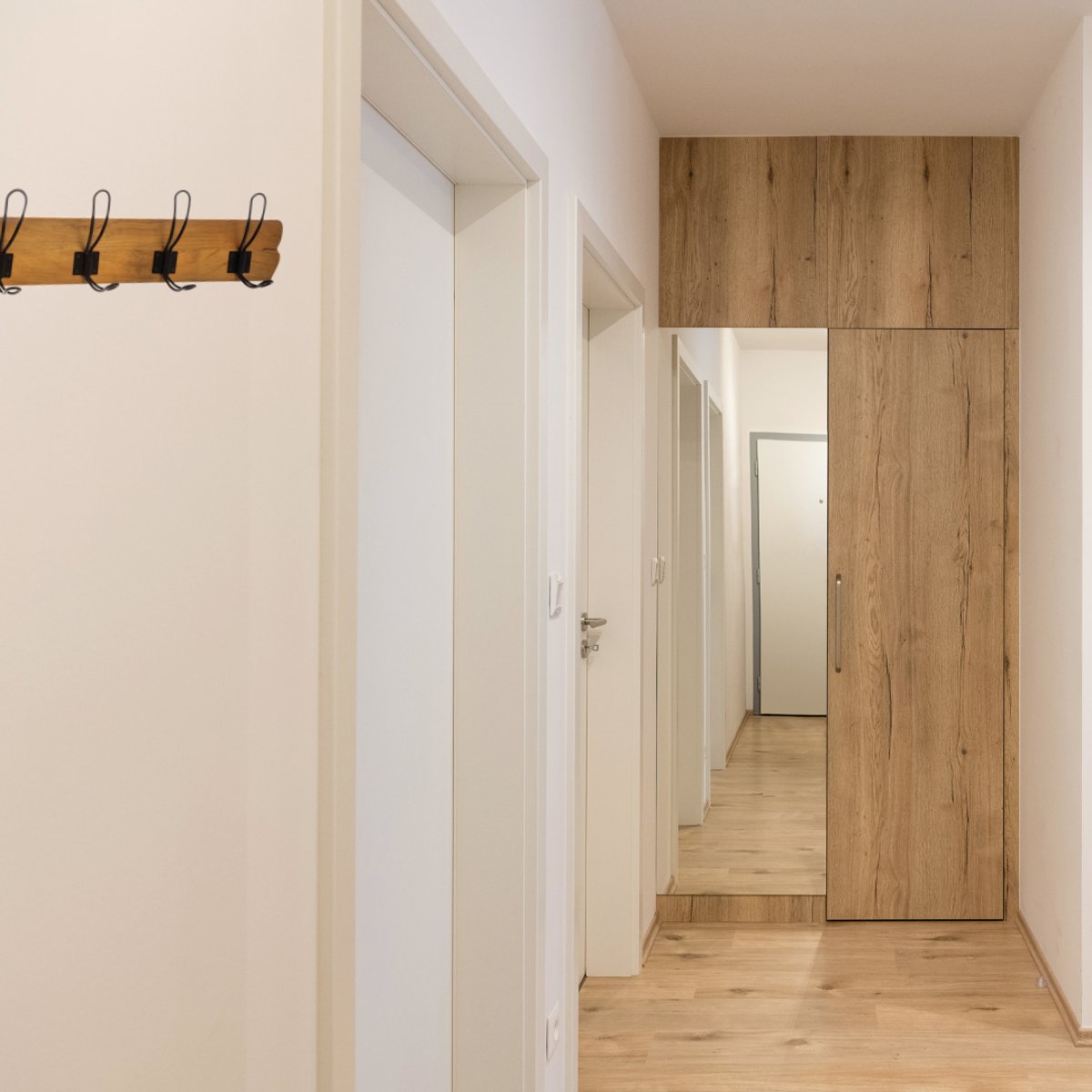 Patère 5 crochets en bois et métal RAOUL marron, ATMOSPHERA