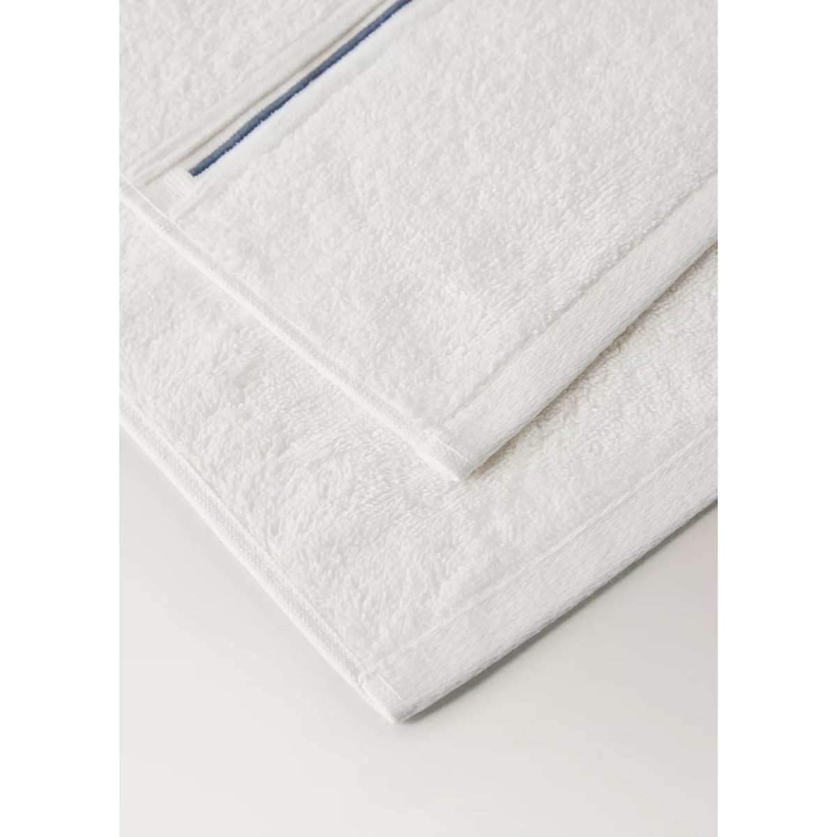 Serviette de toilette en coton feston brodé blanc, MANGO HOME