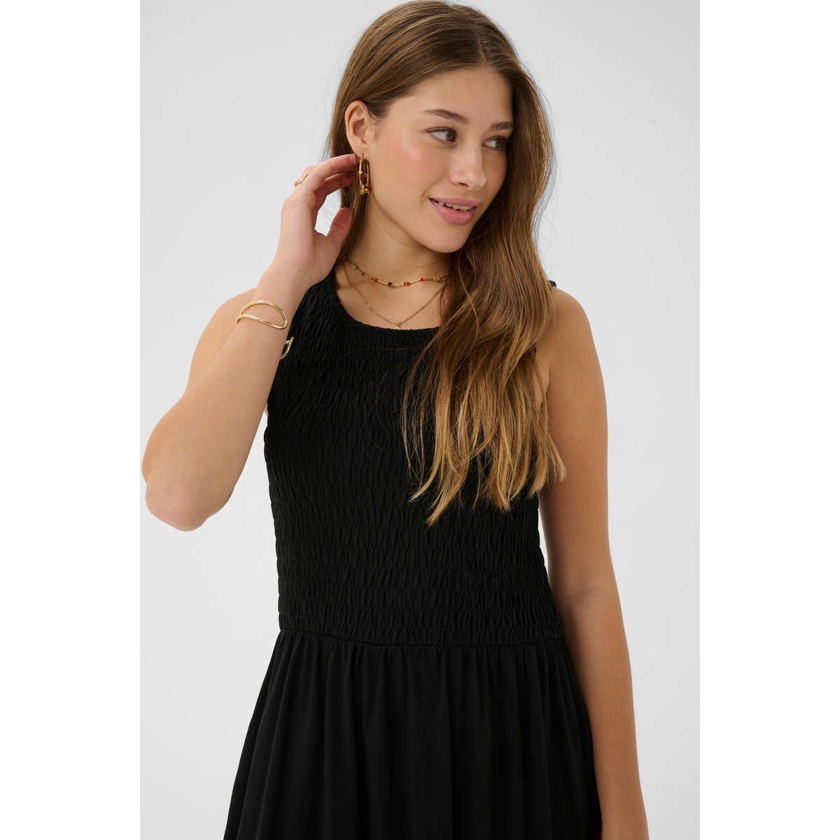Robe noir pitch black, CREAM