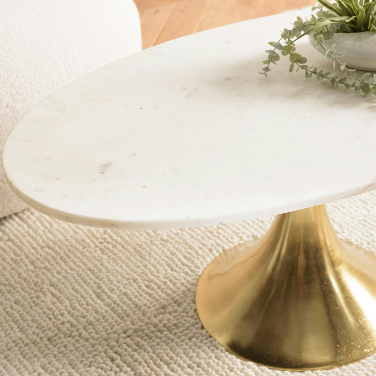 Table de salon ovale marbre blanc et pied doré ZALA blanc, PIER IMPORT