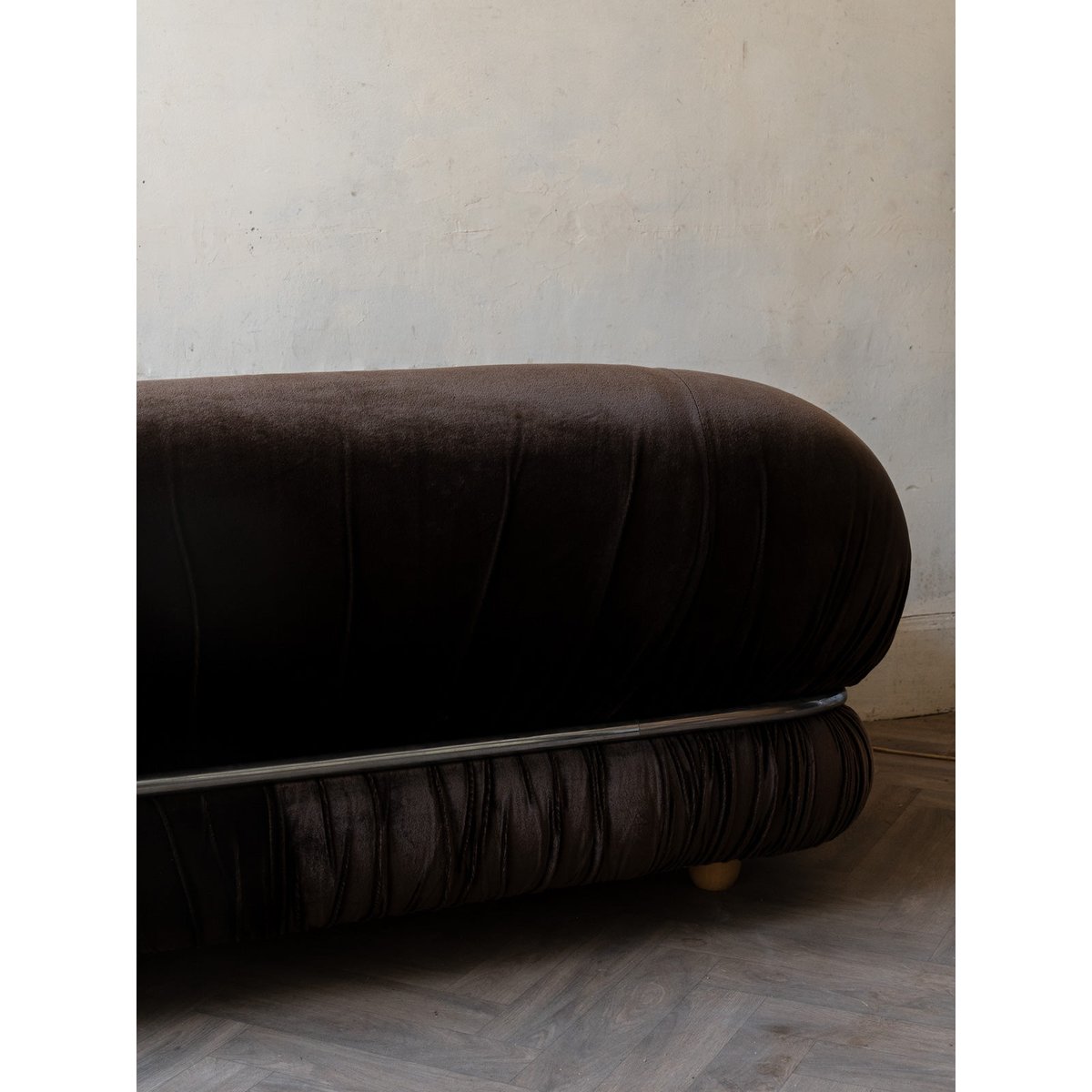 Canapé vintage en velours marron Jacques N°144 - Bon état marron, DEBONGOUT