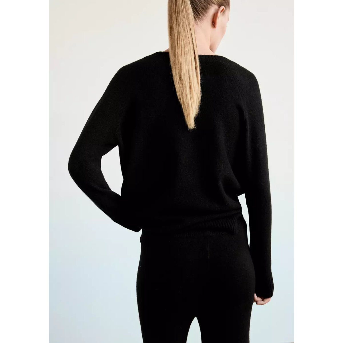 Pull de pyjama en maille à col V noir, MANGO