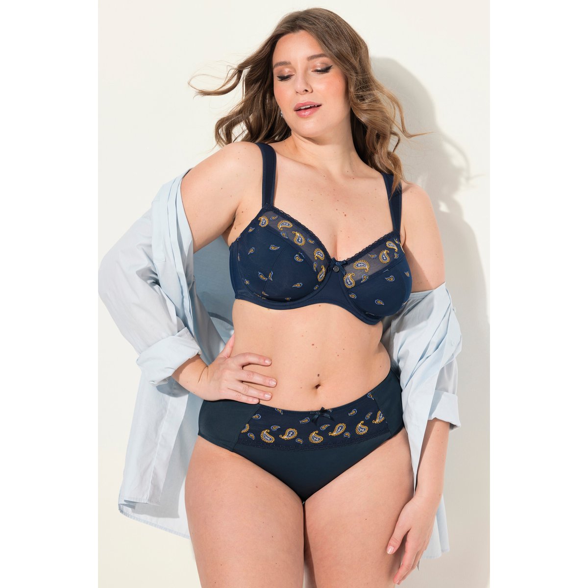 Soutien-gorge à armatures, imprimé cachemire bleu nuit, ULLA POPKEN