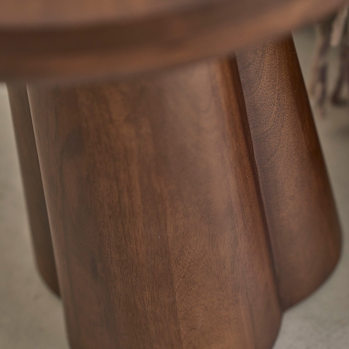 Table d'appoint en bois de manguier ronde PAULA marron, BERAH GETAH