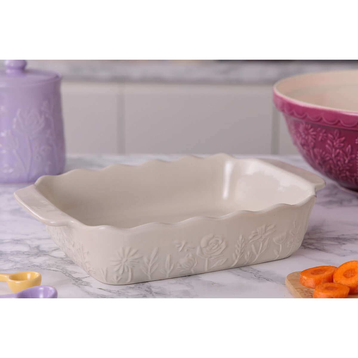 In The Meadow 31cm Rectangular Baking Dish cream, MASON CASH