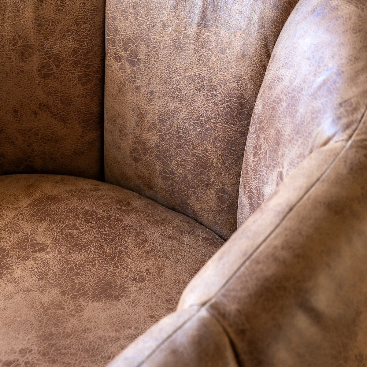 Carleton Quilted Antique Leather Mid-Century Tub Chair brown , ÉDITÉ
